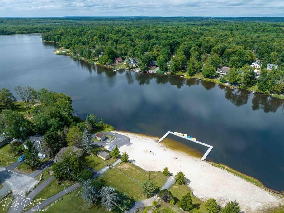 Cozy, Spacious House *New*Inthecommunity+Fire Pit Tobyhanna Dış mekan fotoğraf