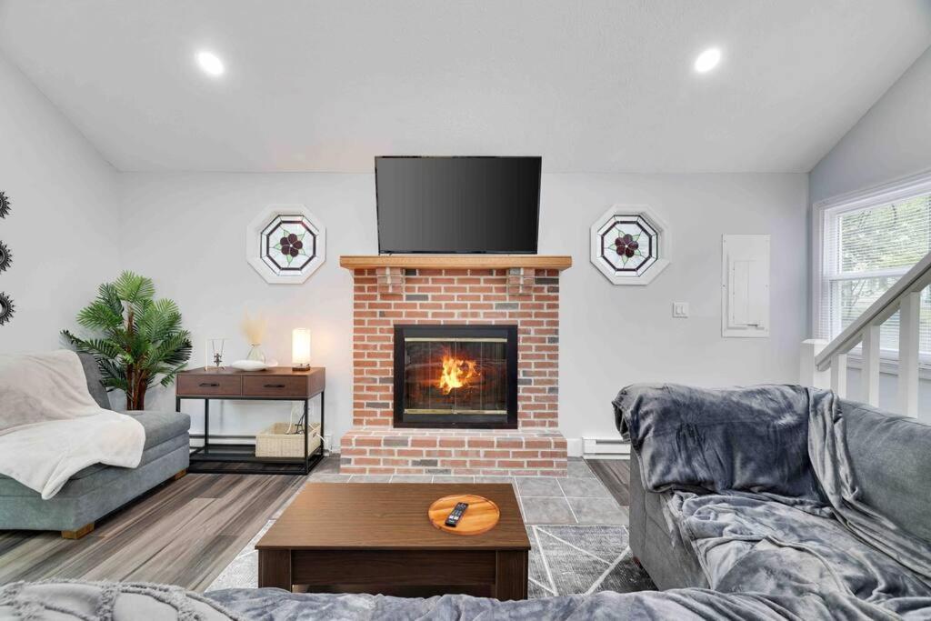 Cozy, Spacious House *New*Inthecommunity+Fire Pit Tobyhanna Dış mekan fotoğraf